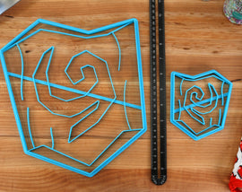 12 Inch Deku Shield Cookie Cutter -  Zelda Cookie Cake  - Breathe of the Wild Cookie Cutter /  Nintendo Gift