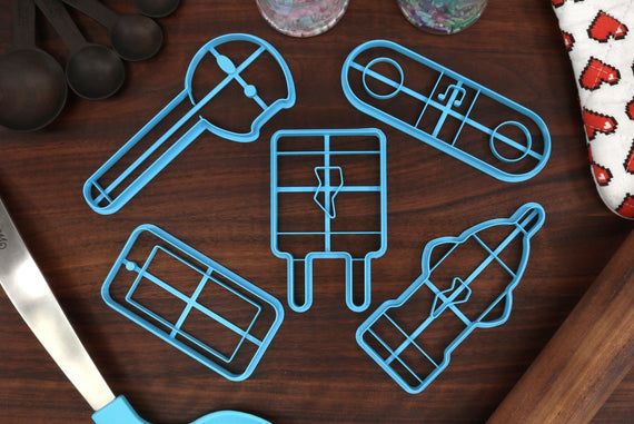 Cell Phone Cookie Cutters Set 1 - Smartphone, Phone Charger, Car Charger, Earbud, Wireless Speaker - Cell Phone Lover