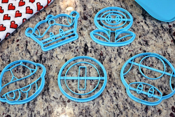 Mario Item Cookie Cutters - Super Mushroom, Fire Flower, Coin, Shell, Super Crown - Super Mario Bros / Nintendo Gift - LootCaveCo