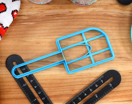 Baker Cookie Cutters - Oven Mit, Chefs Hat, Measuring Cup, Rubber Spatula, Baking Tray - Baker Gift Idea