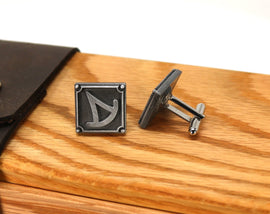 Summoner FFXIV Job Cufflinks - SMN Metal Resin, Final Fantasy 14 FF14 Soul Crystal - LootCaveCo